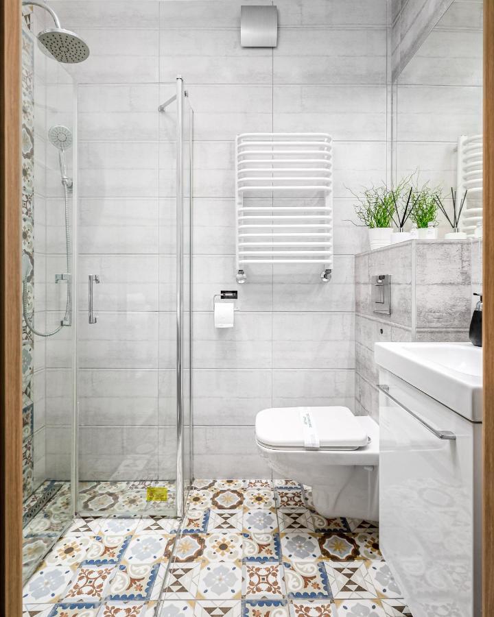 Jacuzzi & Bike Apartment, クラクフ エクステリア 写真